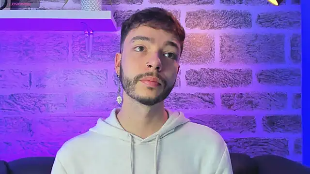 noah ricci online show from December 2025 12:10:01 PM