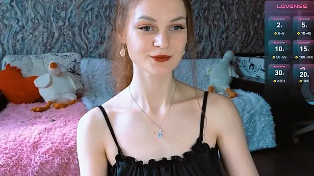 Snapshot of Elfanna chatting on March 2025 10:06:02 AM Elfanna online show from March 2025 10:06:02 AM