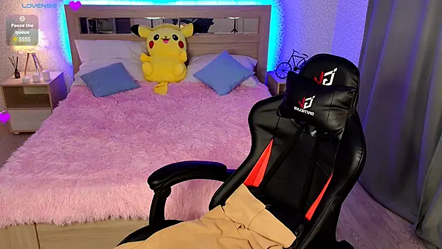 Dina dee online show from December 2024 06:15:01 AM