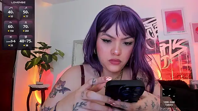 AnnieHuntters online show from February 2025 02:25:01 AM