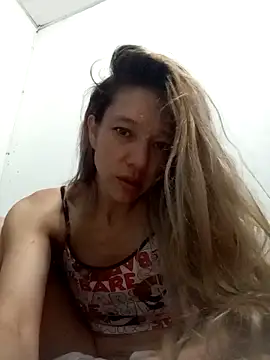 HarleyQueen10 online show from October 2025 10:21:02 AM