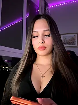 Snapshot of EricaWalls chatting on December 2025 07:53:02 PM EricaWalls online show from December 2025 07:53:02 PM