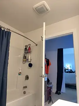 PeytonJohnn online show from October 2025 03:47:02 PM