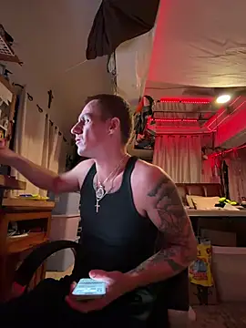 PeytonJohnn online show from March 2026 12:07:01 AM