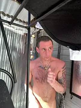 PeytonJohnn online show from March 2026 06:12:02 PM