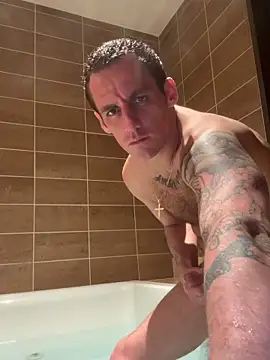 PeytonJohnn online show from March 2026 10:00:01 AM