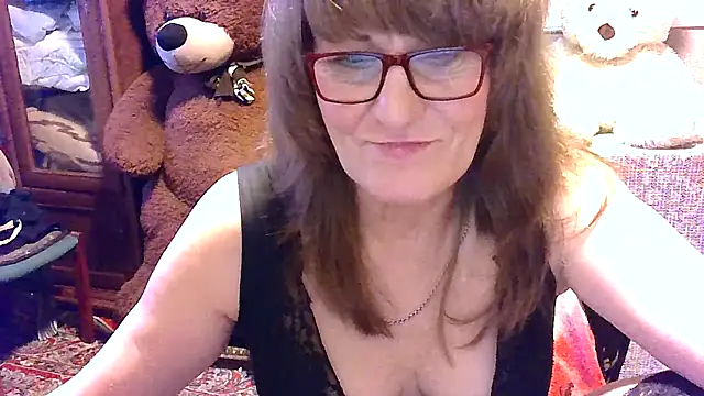 Manulyonok51 online show from November 2025 01:44:01 PM