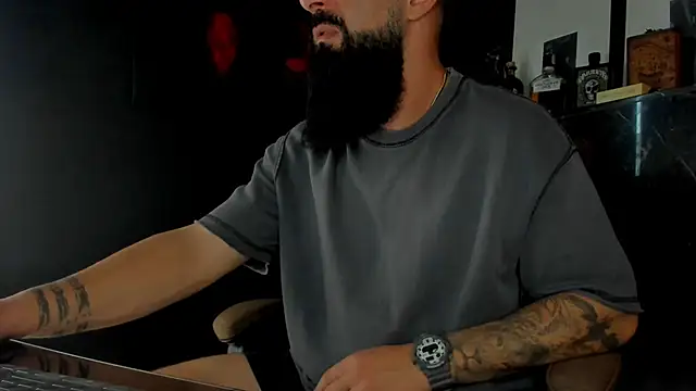 axxelrich  online show from October 2025 05:49:02 AM