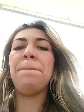 Snapshot of rachellboom chatting on January 2025 11:06:02 PM rachellboom online show from January 2025 11:06:02 PM