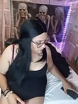 Snapshot of JOSSYANNE chatting on October 2025 03:53:01 AM JOSSYANNE online show from October 2025 03:53:01 AM