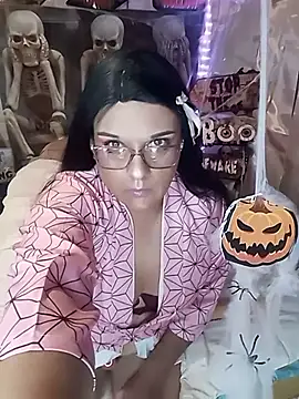 Snapshot of JOSSYANNE chatting on October 2025 06:28:02 AM JOSSYANNE online show from October 2025 06:28:02 AM