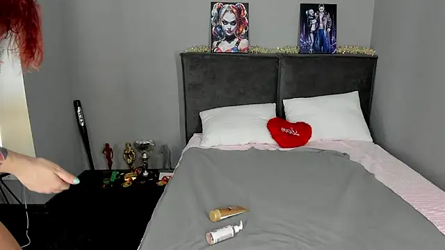 MuscleXXXBarbie online show from February 2026 09:04:02 AM