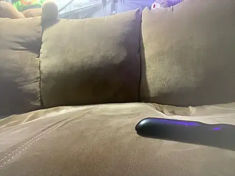 BigMac1596 online show from March 2025 09:02:01 AM