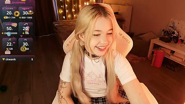 EvaSweetys online show from February 2025 10:42:02 AM