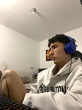 gojo satoru 18 online show from October 2025 02:47:01 PM