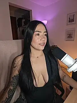 helena smith online show from May 2026 04:31:02 AM