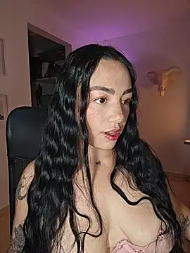 helena smith online show from May 2026 03:34:02 AM