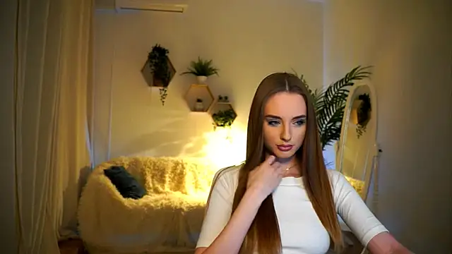 Snapshot of petitegonwiild chatting on January 2025 03:32:02 PM petitegonwiild online show from January 2025 03:32:02 PM