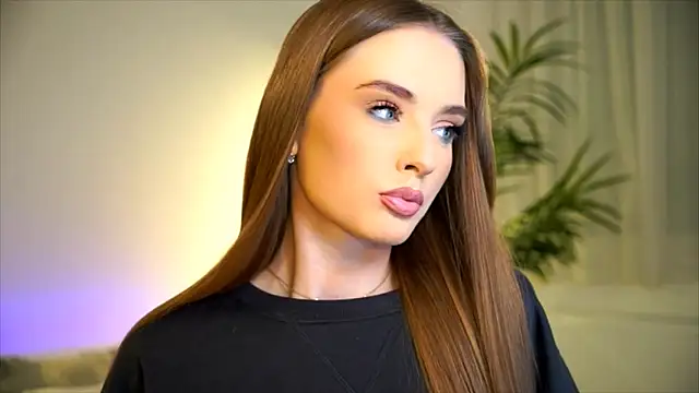 Snapshot of petitegonwiild chatting on September 2025 08:33:02 PM petitegonwiild online show from September 2025 08:33:02 PM