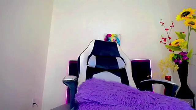 samantha official  online show from January 2025 10:56:01 PM