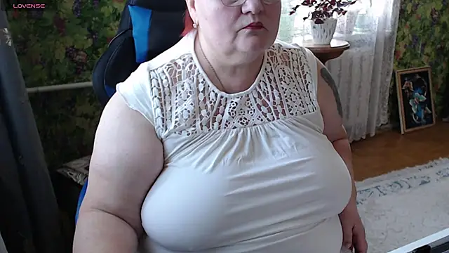 Snapshot of Goddess57 chatting on March 2025 08:42:01 AM Goddess57 online show from March 2025 08:42:01 AM