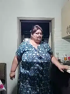 Goddess57 online show from June 2026 06:33:02 PM