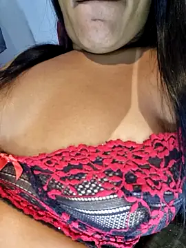 viannaiasmim online show from November 2025 10:59:02 PM