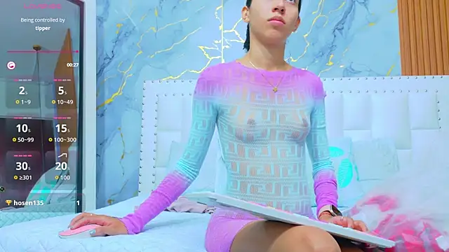 Snapshot of Beautifulskinny18 chatting on October 2025 07:56:02 PM Beautifulskinny18 online show from October 2025 07:56:02 PM