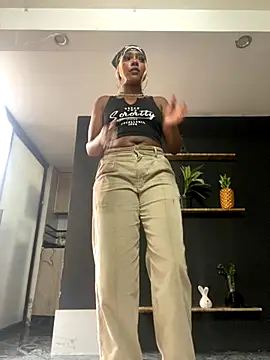 Snapshot of TIFFANYYSTAR chatting on September 2025 02:44:02 PM TIFFANYYSTAR online show from September 2025 02:44:02 PM