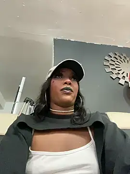 Snapshot of TIFFANYYSTAR chatting on October 2025 01:51:02 PM TIFFANYYSTAR online show from October 2025 01:51:02 PM