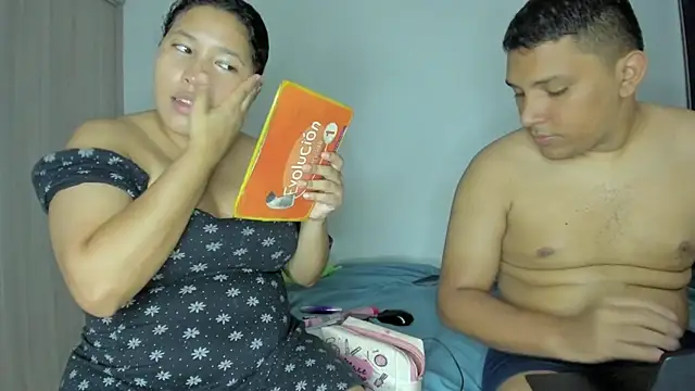 sweets couple69 online show from December 2025 01:47:01 AM