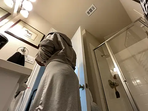 wynterheat online show from November 2025 11:25:02 PM