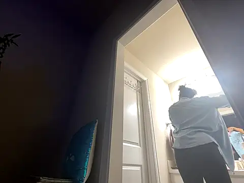 wynterheat online show from November 2025 01:33:02 PM