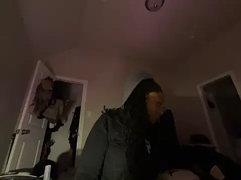 wynterheat online show from February 2026 07:12:01 AM