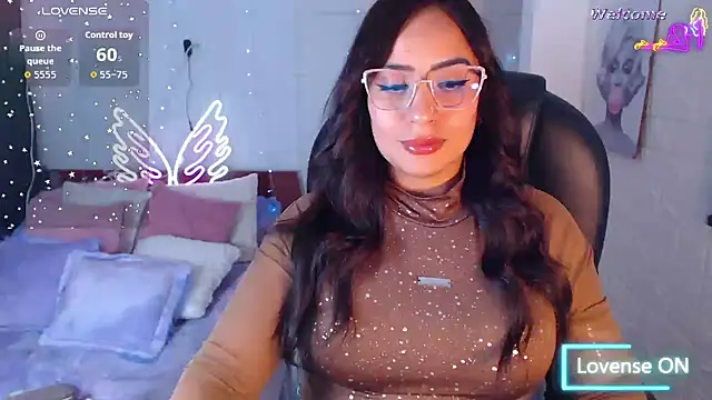 Paulina 627 online show from May 2026 04:45:01 PM