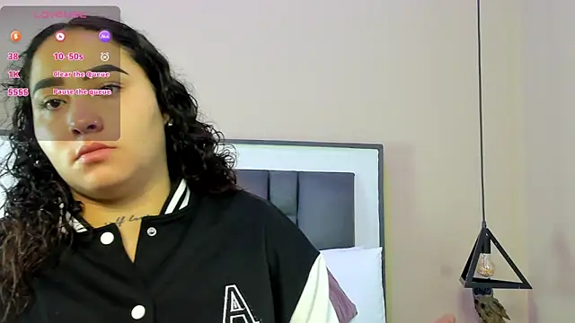 Ayla martinez online show from September 2025 01:50:01 AM