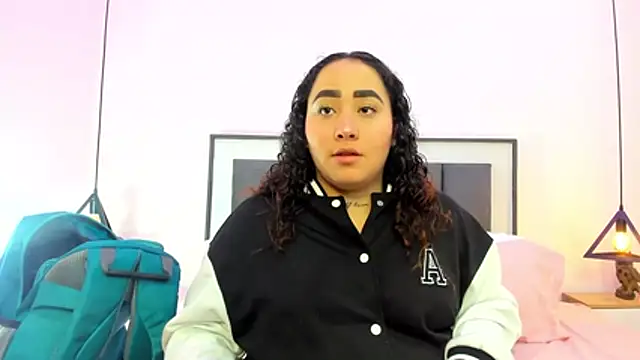 Ayla martinez online show from October 2025 02:34:01 AM