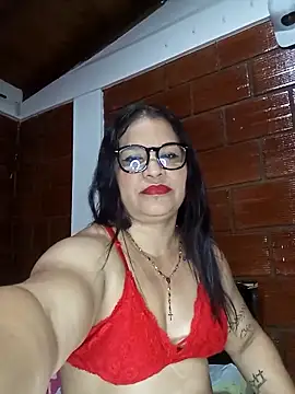 Snapshot of Sikiu_40 chatting on January 2025 03:48:02 AM Sikiu 40 online show from January 2025 03:48:02 AM