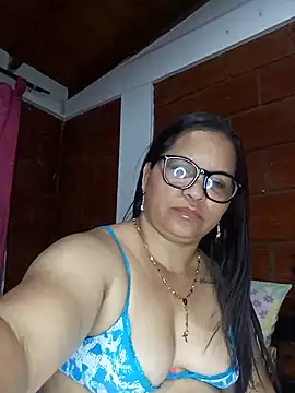 Snapshot of Sikiu_40 chatting on February 2025 11:13:01 AM Sikiu 40 online show from February 2025 11:13:01 AM