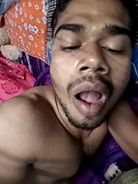 Snapshot of 900irani chatting on January 2025 03:40:02 AM 900irani online show from January 2025 03:40:02 AM