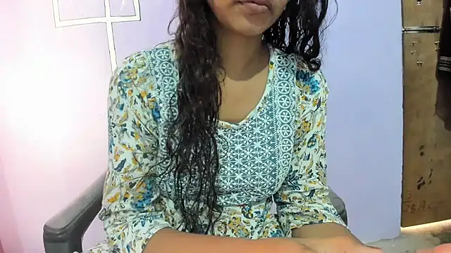 Snapshot of aarjulove chatting on September 2025 09:56:01 AM aarjulove online show from September 2025 09:56:01 AM