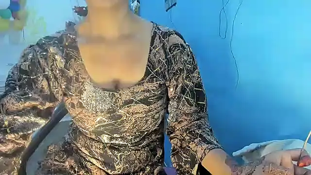 Snapshot of aarjulove chatting on February 2026 11:27:02 AM aarjulove online show from February 2026 11:27:02 AM