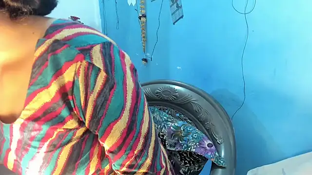 Snapshot of aarjulove chatting on March 2026 03:40:02 PM aarjulove online show from March 2026 03:40:02 PM