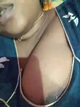 Snapshot of Ohh_beb chatting on December 2024 08:48:01 PM Ohh beb online show from December 2024 08:48:01 PM