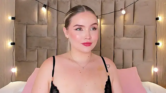 GaiaBaker online show from October 2025 04:37:01 PM