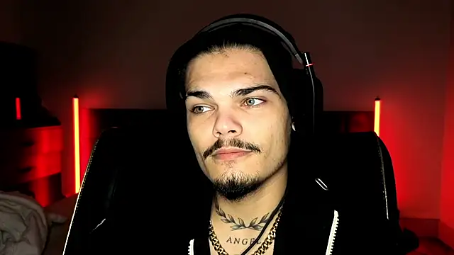 JordanShow online show from October 2025 10:32:02 PM