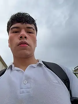 Logan smith1 online show from October 2025 06:16:01 PM