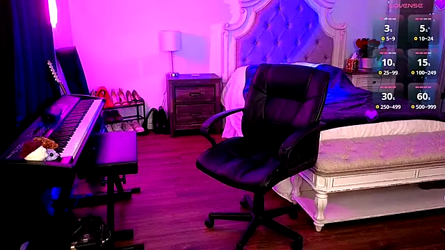 Snapshot of JasmineWinters chatting on May 2026 01:11:02 AM JasmineWinters online show from May 2026 01:11:02 AM