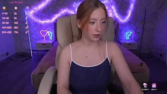 SilverrMoon online show from February 2025 07:46:01 PM