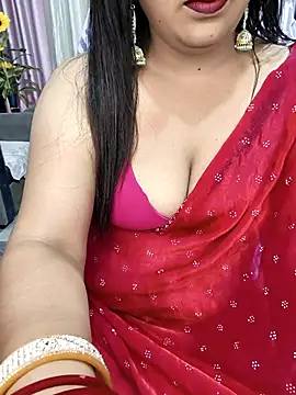 Snapshot of Cute-Raashii chatting on February 2026 11:14:02 PM Cute-Raashii online show from February 2026 11:14:02 PM